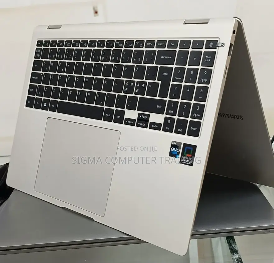 New Laptop Samsung NP-X360 16GB Intel Core I7 SSD 512GB