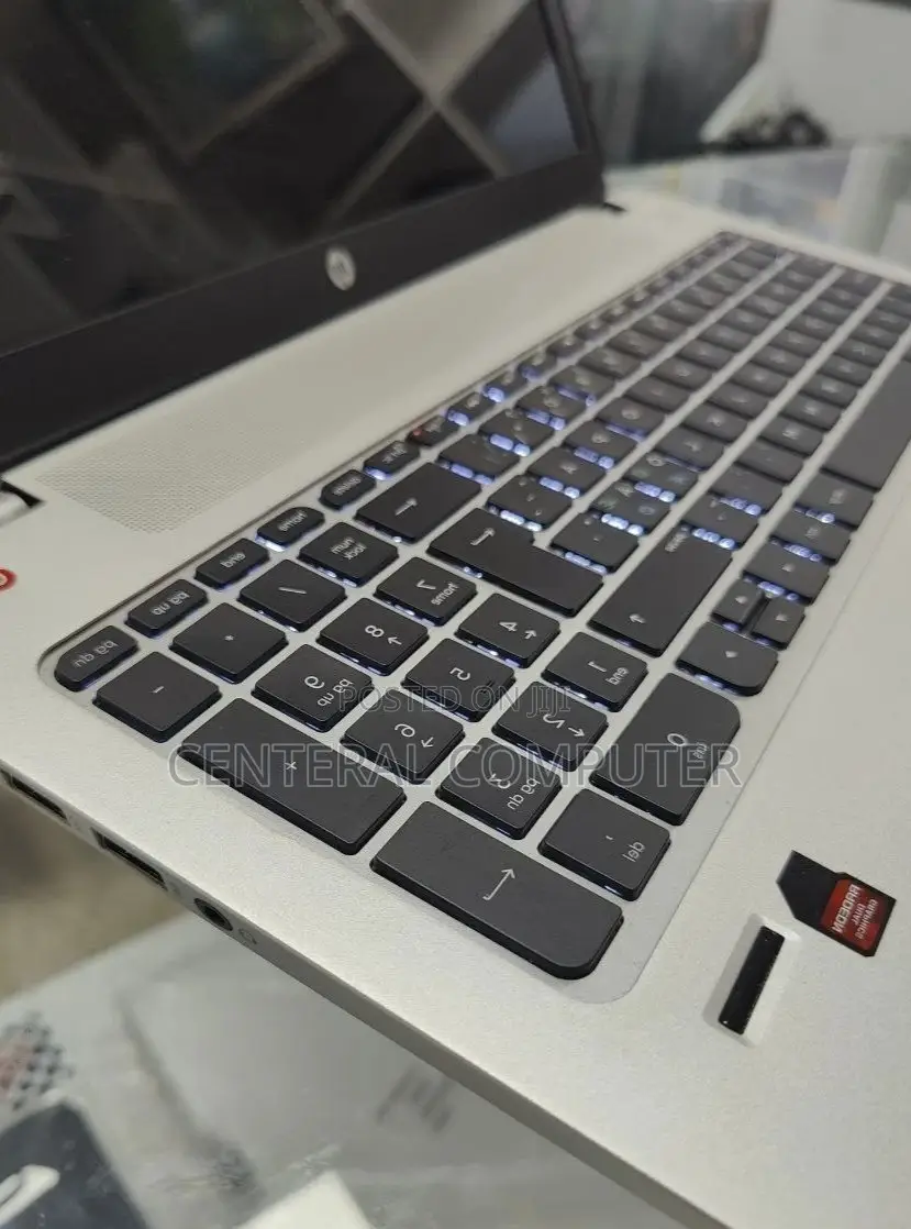 New Laptop HP 14S 8GB Intel Core I5 SSD 1T