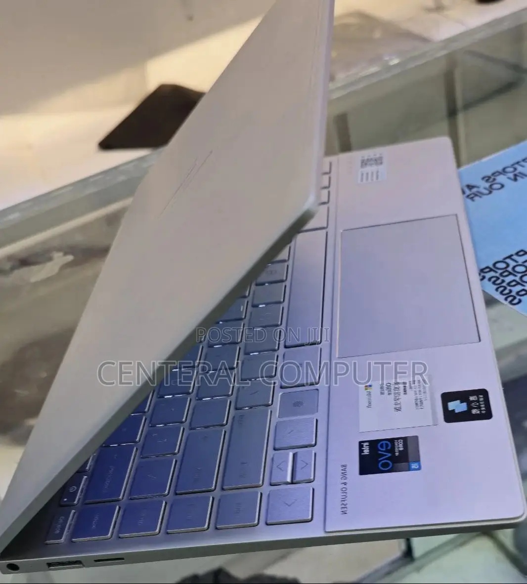 New Laptop HP Envy X360 13z 16GB Intel Core I5 SSD 512GB