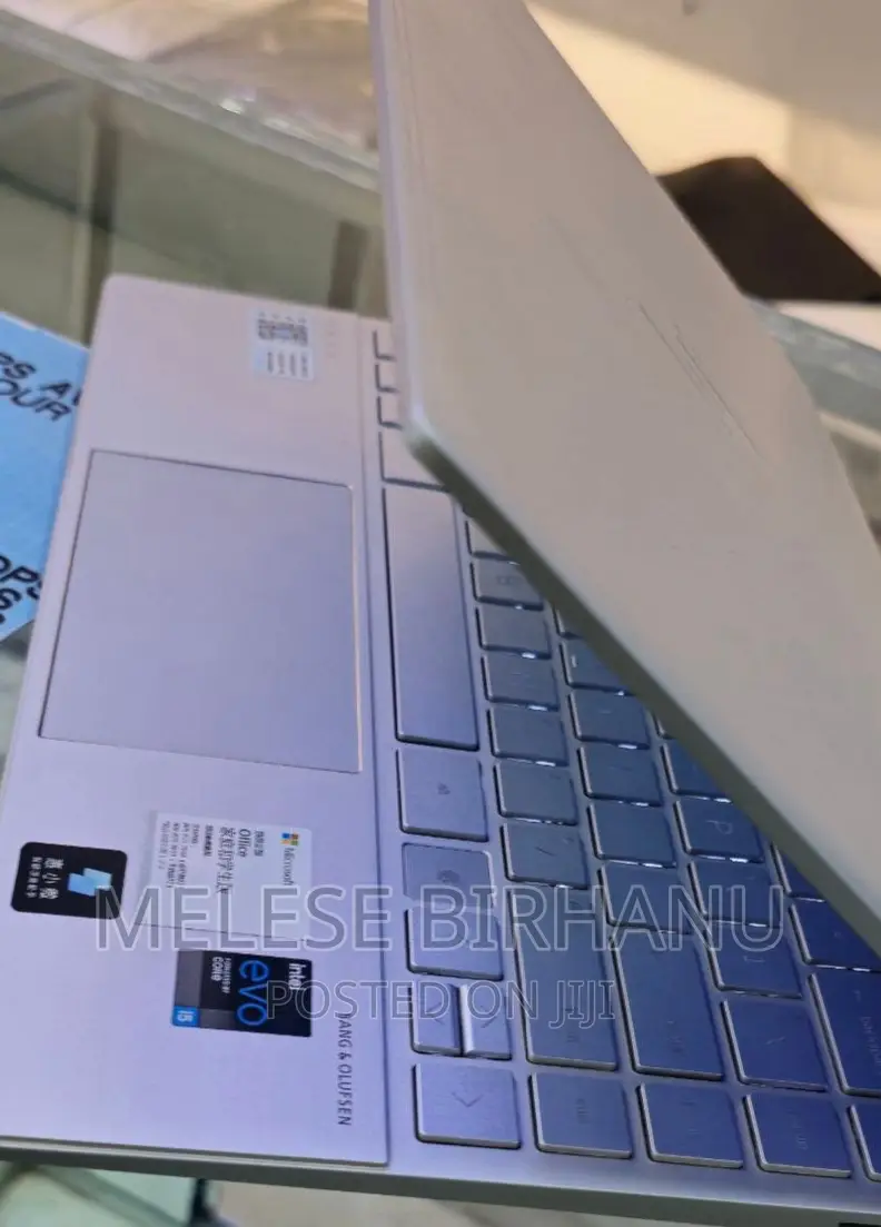 New Laptop HP Envy 13 16GB Intel Core i5 SSD 512GB