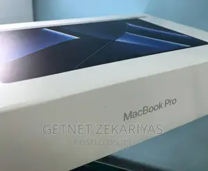 New Laptop Apple MacBook Pro 2022 M2 16GB Apple M2 SSD 512GB