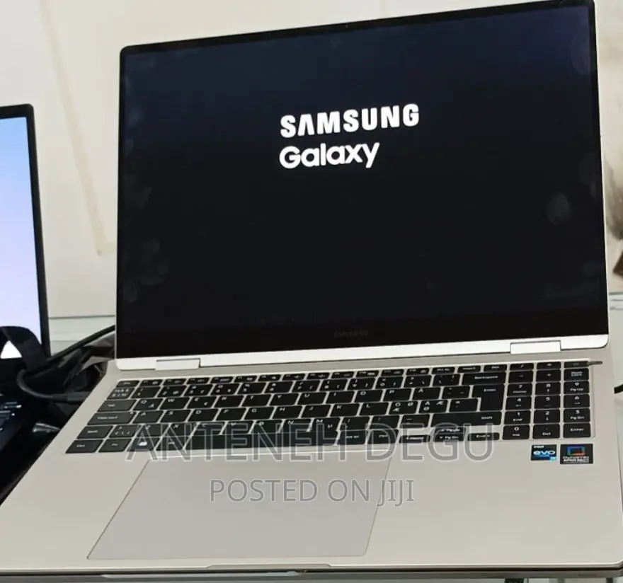 New Samsung Galaxy Book3 Pro 360 16" 16GB Intel Core I7 SSD 512GB