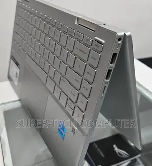 New Laptop HP Pavilion X360 8GB Intel Core I3 SSD 256GB