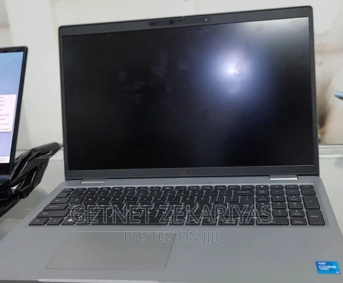 New Laptop Dell Latitude 5529 16GB Intel Core I5 SSD 512GB