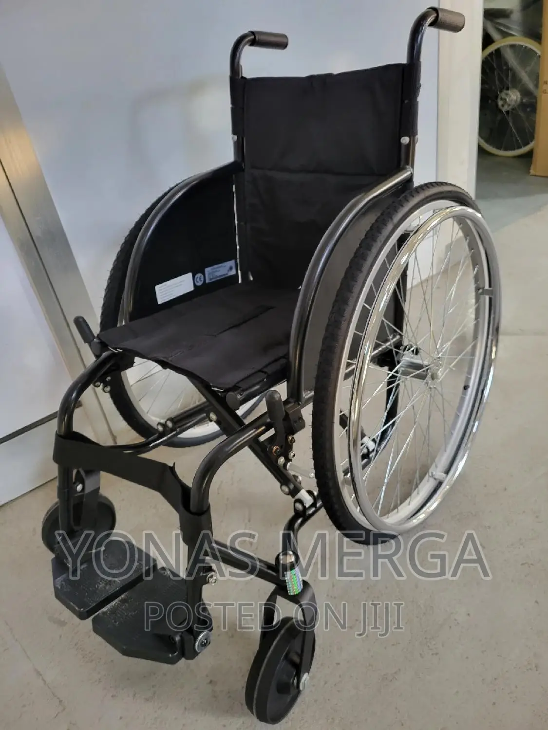 Normal Wheelchair Royce20 Awc Light Weight Travel Wheelchair