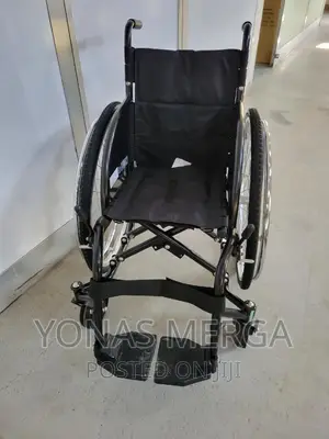 Home /Wheelchair/Classic Wheelchair
Royce Classic Wheelchair