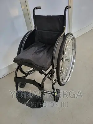New Wheelchiar Portable Black Can Load 150kg Push Type Adult