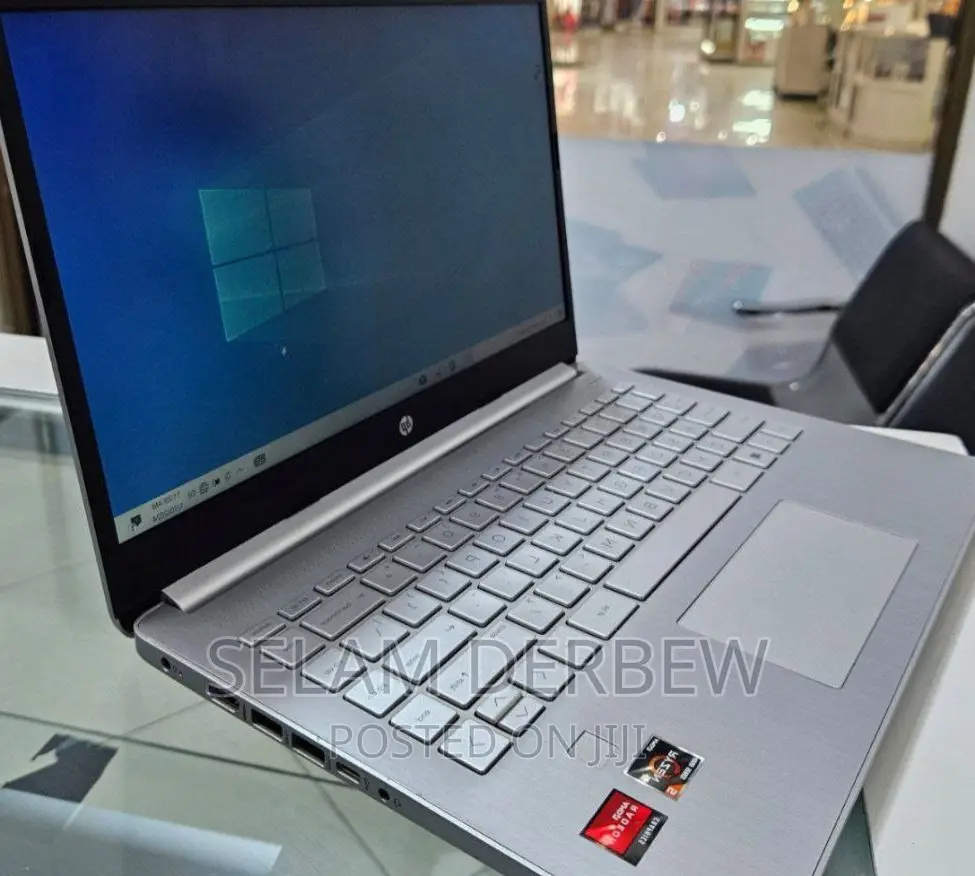 New Laptop HP Stream Notebook 8GB AMD Ryzen 5 SSD 256GB