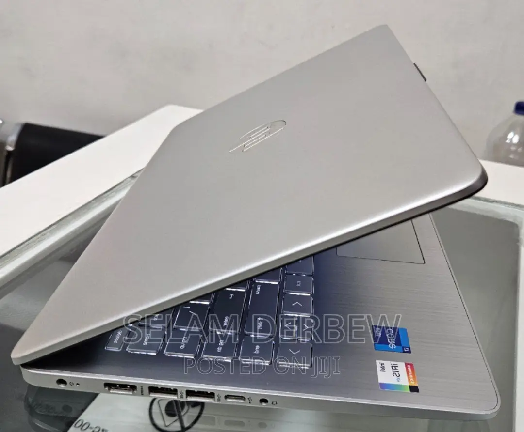 New Laptop HP Stream Notebook 16GB Intel Core I7 SSD 512GB