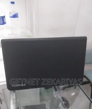 New Laptop Toshiba Satellite A350 4GB Intel Celeron SSD 320GB