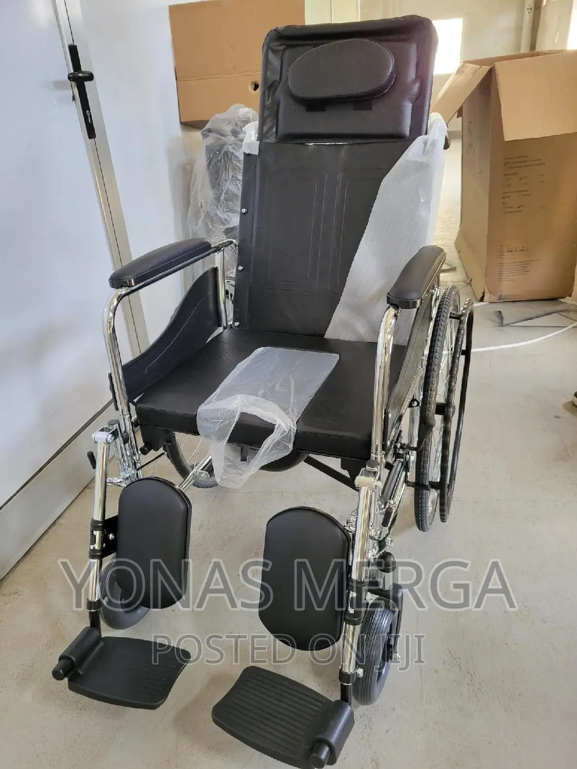 Toilet Wheelchair NOALED Adjustable Folding Wheelchair