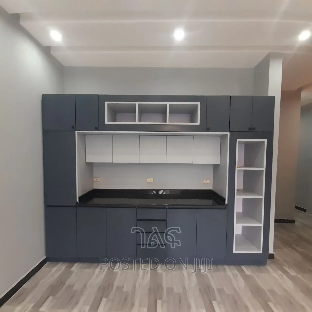 3bdrm Villa in ፊጋ አካባቢ በጣም ማራኪ ቪላ, Bole for sale