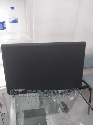 New Laptop Toshiba Satellite C55 4GB Intel Pentium HDD 320GB