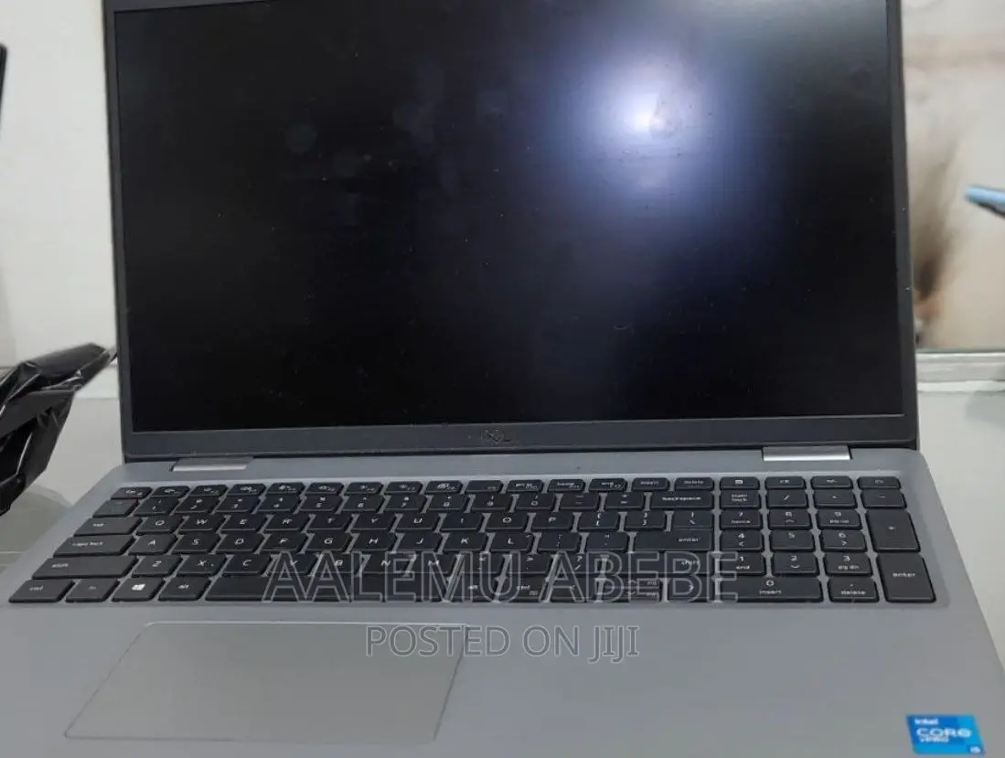 New Laptop Dell Latitude 5529 16GB Intel Core I5 SSD 512GB