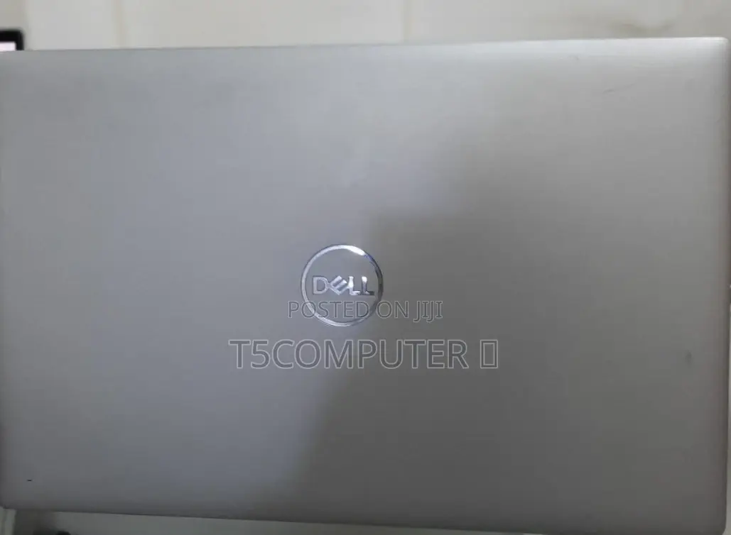 New Laptop Dell Precision 5520 16GB Intel Core I5 SSD 512GB