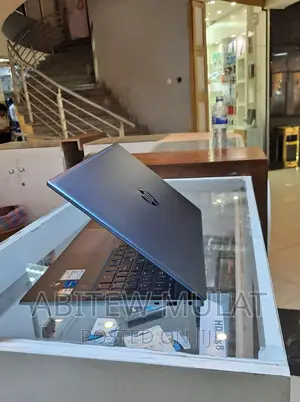 Photo - New Laptop HP Pavilion 15 16GB Intel Core I5 SSD 1T