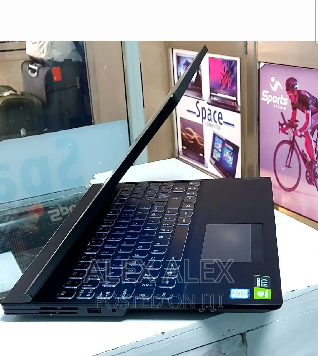 New Laptop Lenovo Ideapad 3 16GB Intel Core I7 SSD 1T