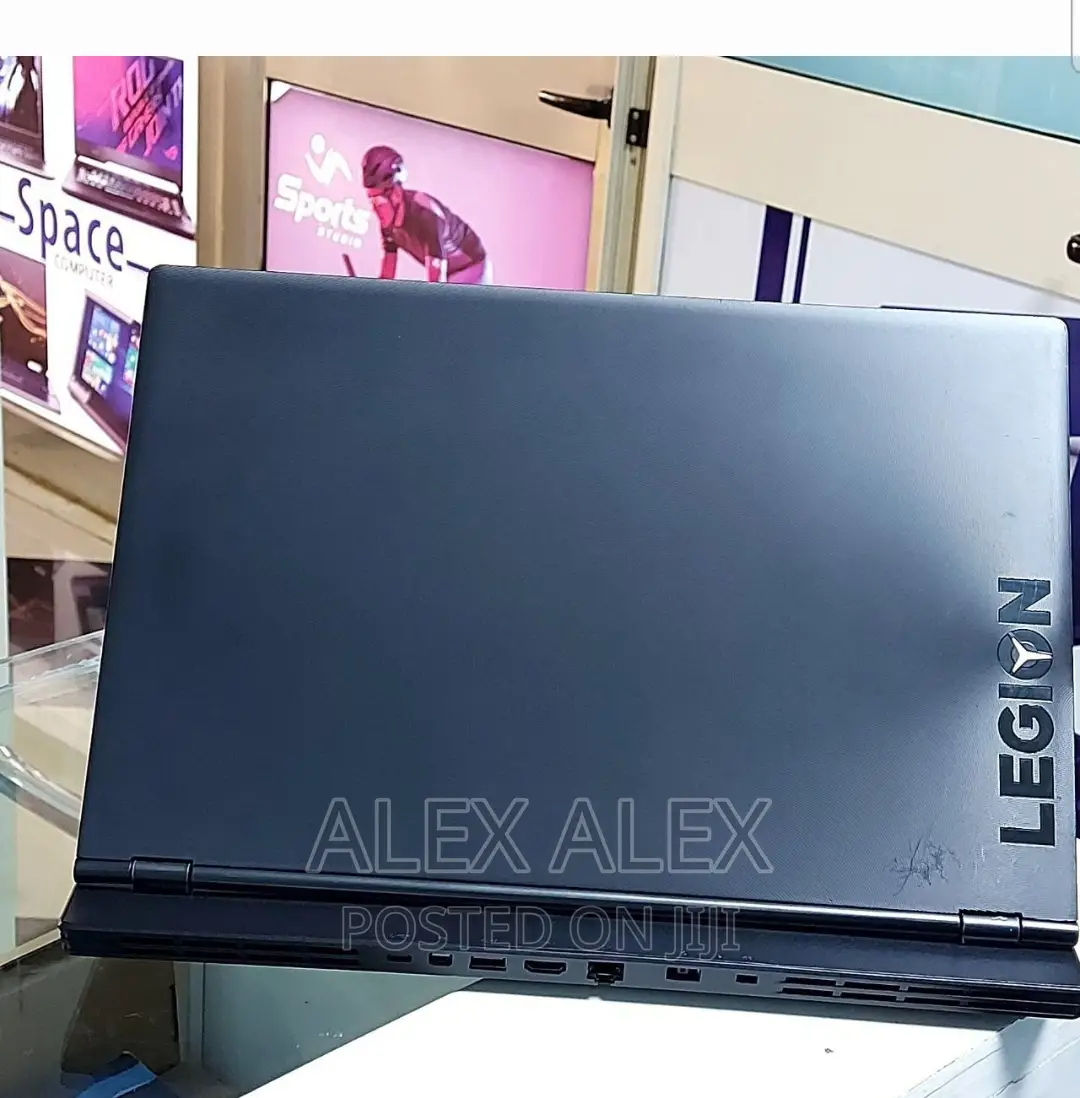 New Laptop Lenovo Ideapad 3 16GB Intel Core I7 SSD 1T