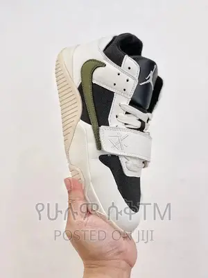 Original Nike X Travis Scott ‘Cut the Check’ Shoez