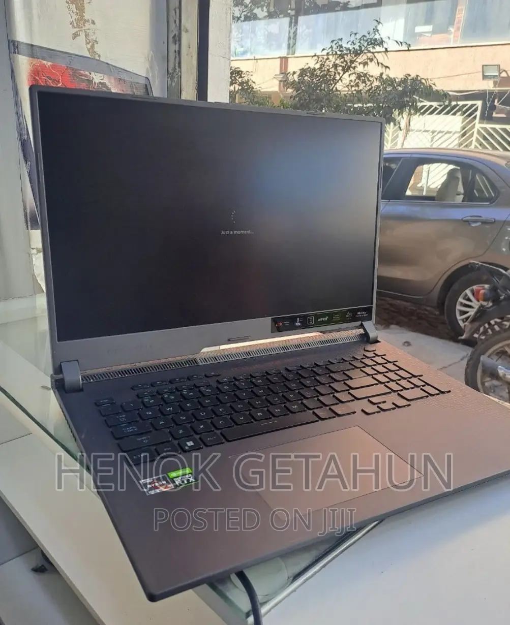 New Laptop Asus ROG Strix G15 32GB AMD Ryzen 9 SSD 1T