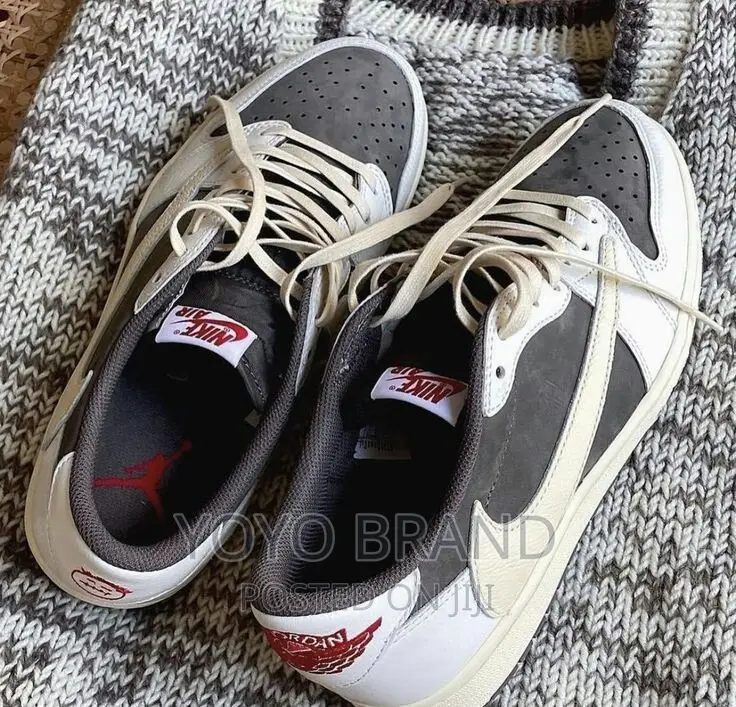 Air Jordan Travis Scot