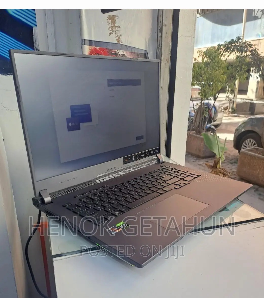 New Laptop Asus ROG Strix G15 32GB AMD Ryzen 9 SSD 1T