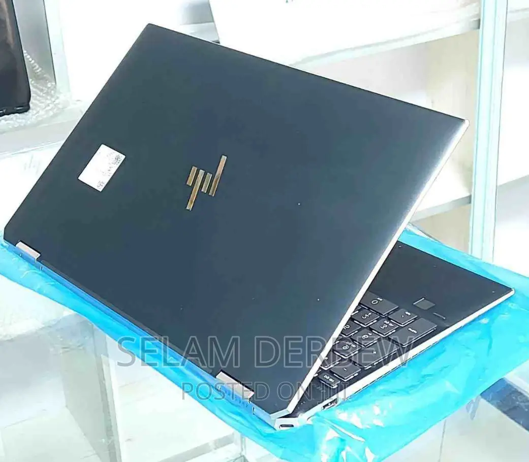 New Laptop HP Spectre X360 16GB Intel Core I7 SSD 512GB