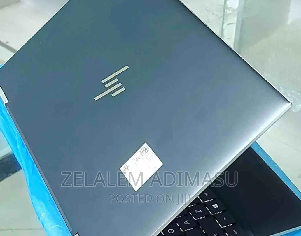 New Laptop HP Spectre 16GB Intel Core I7 SSD 512GB