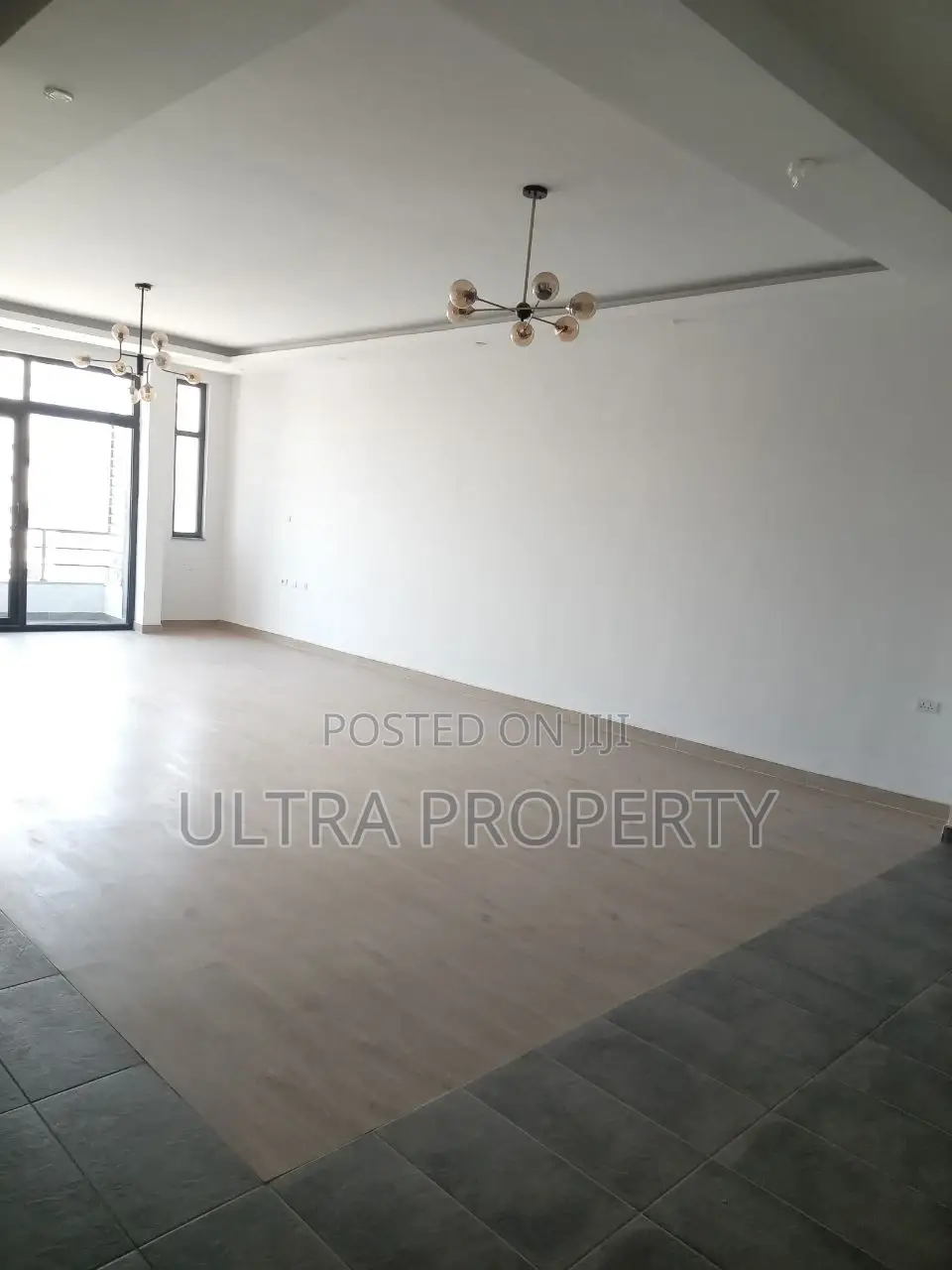 4bdrm Apartment in Bole for sale