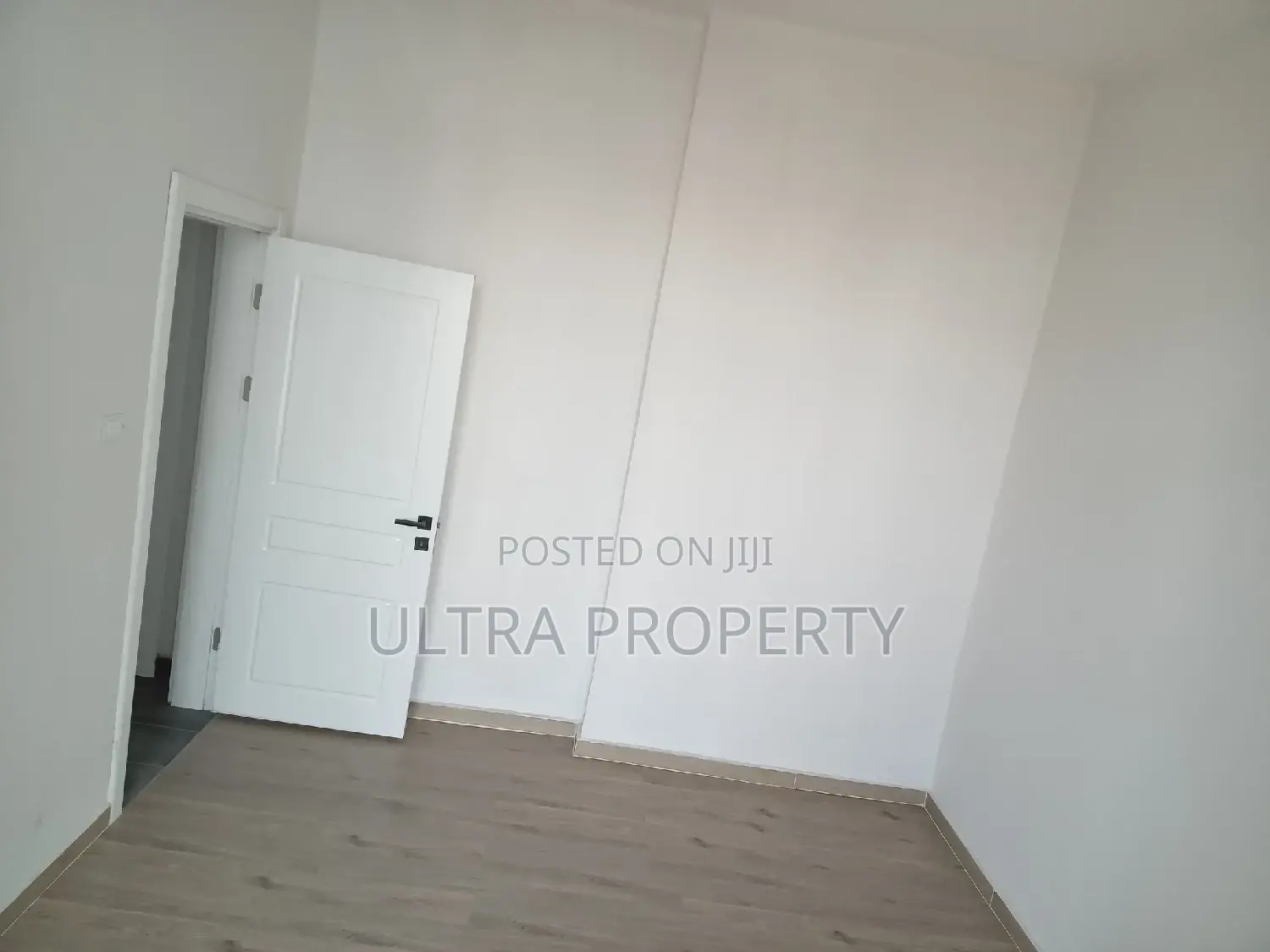 4bdrm Apartment in Bole for sale