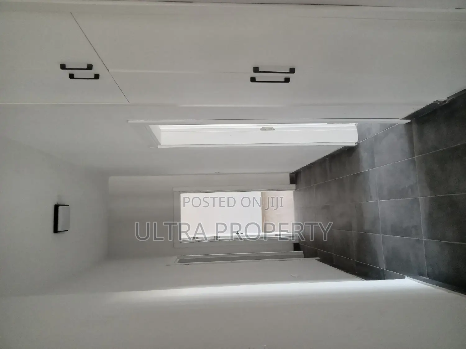 4bdrm Apartment in Bole for sale