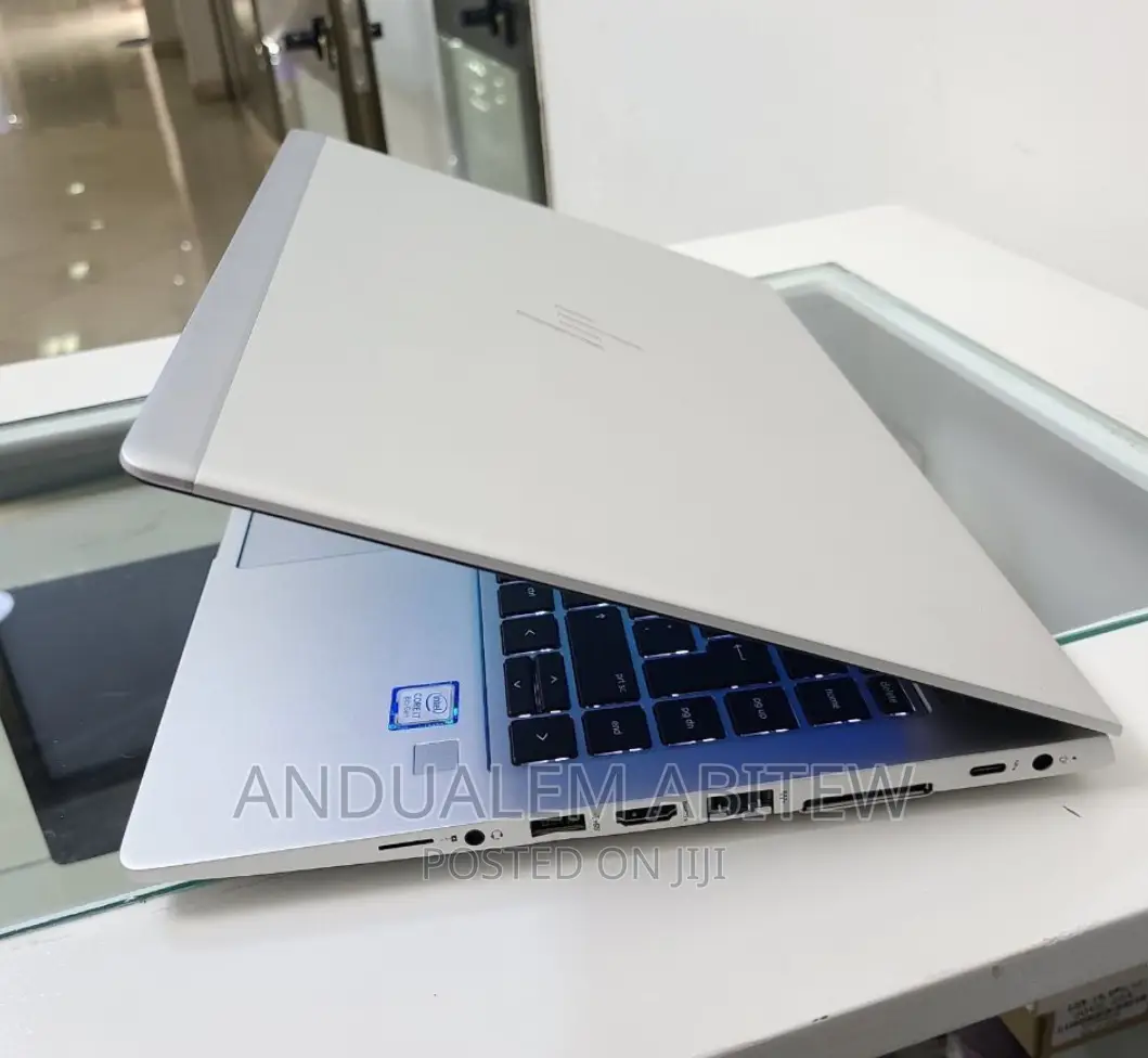 New Laptop HP EliteBook 840 G5 8GB Intel Core I7 SSD 512GB