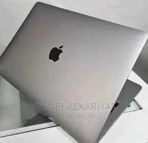 New Laptop Apple MacBook Pro 16GB Intel Core i7 SSD 512GB