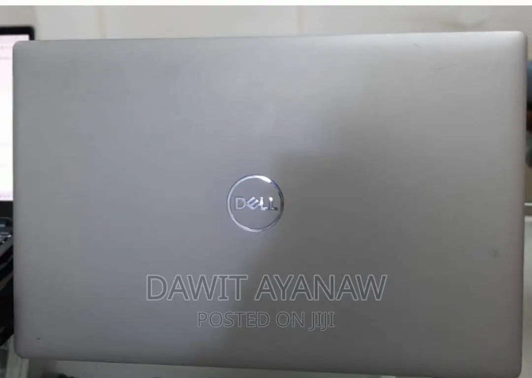 New Laptop Dell 16GB Intel Core I5 SSD 512GB