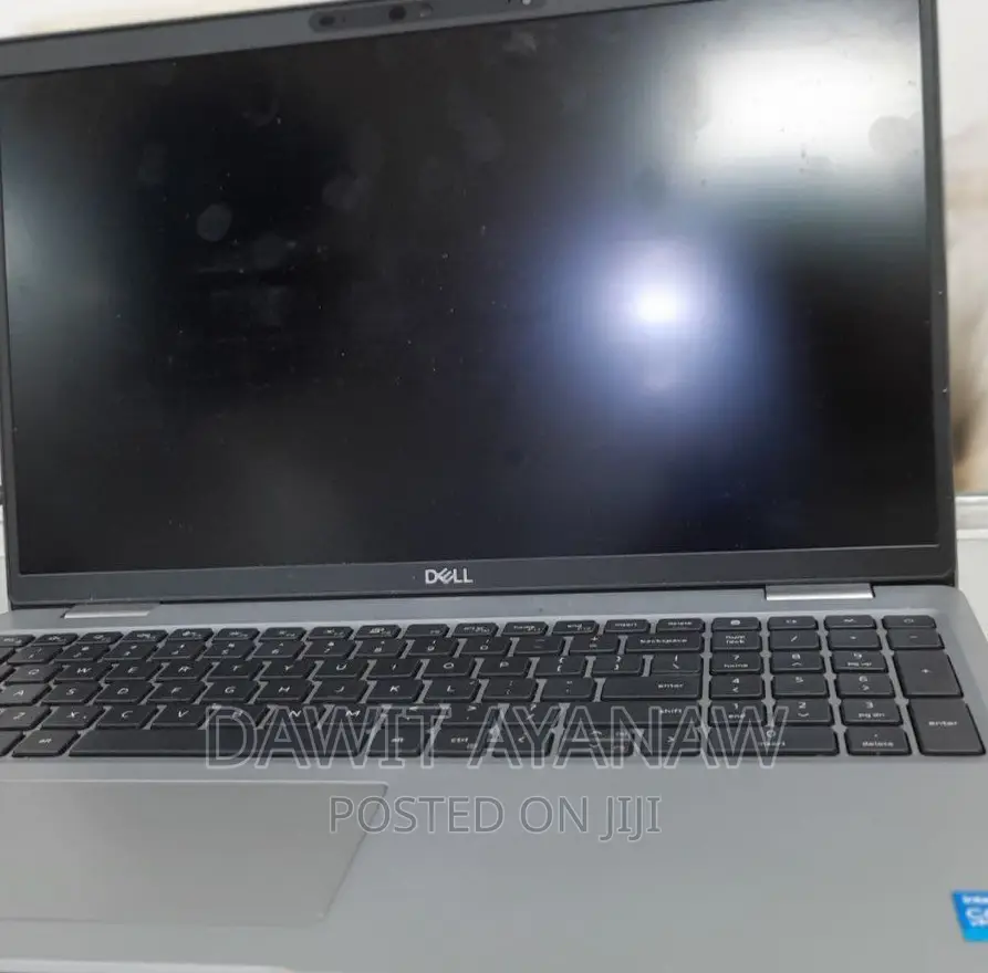 New Laptop Dell 16GB Intel Core I5 SSD 512GB