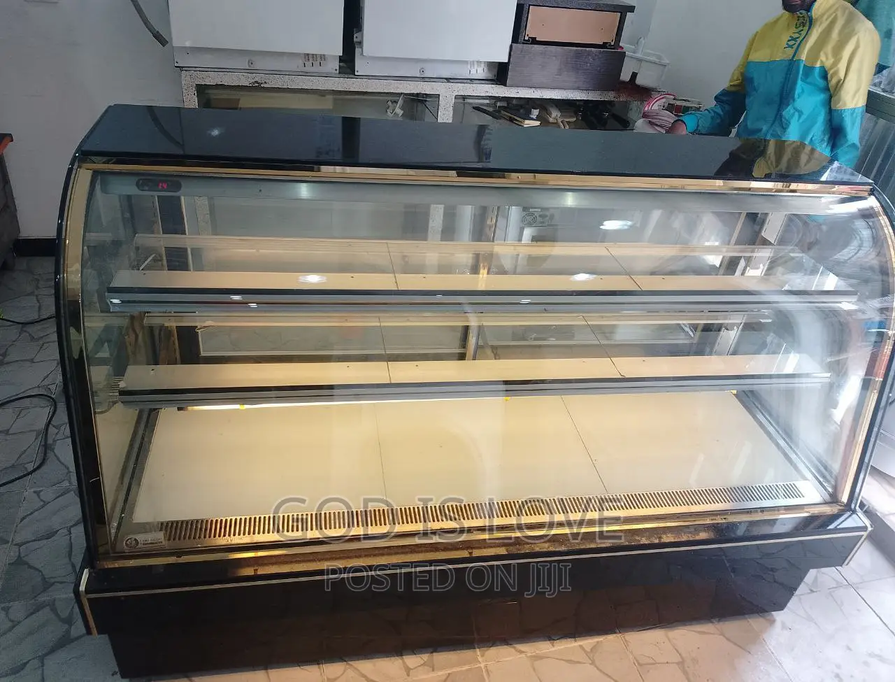 ኬክ ዲስፕሌ Chak Display