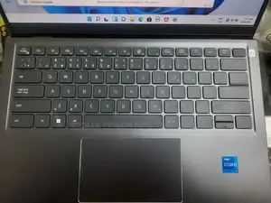 New Laptop Dell Vostro 1440 16GB Intel Core I7 SSD 512GB