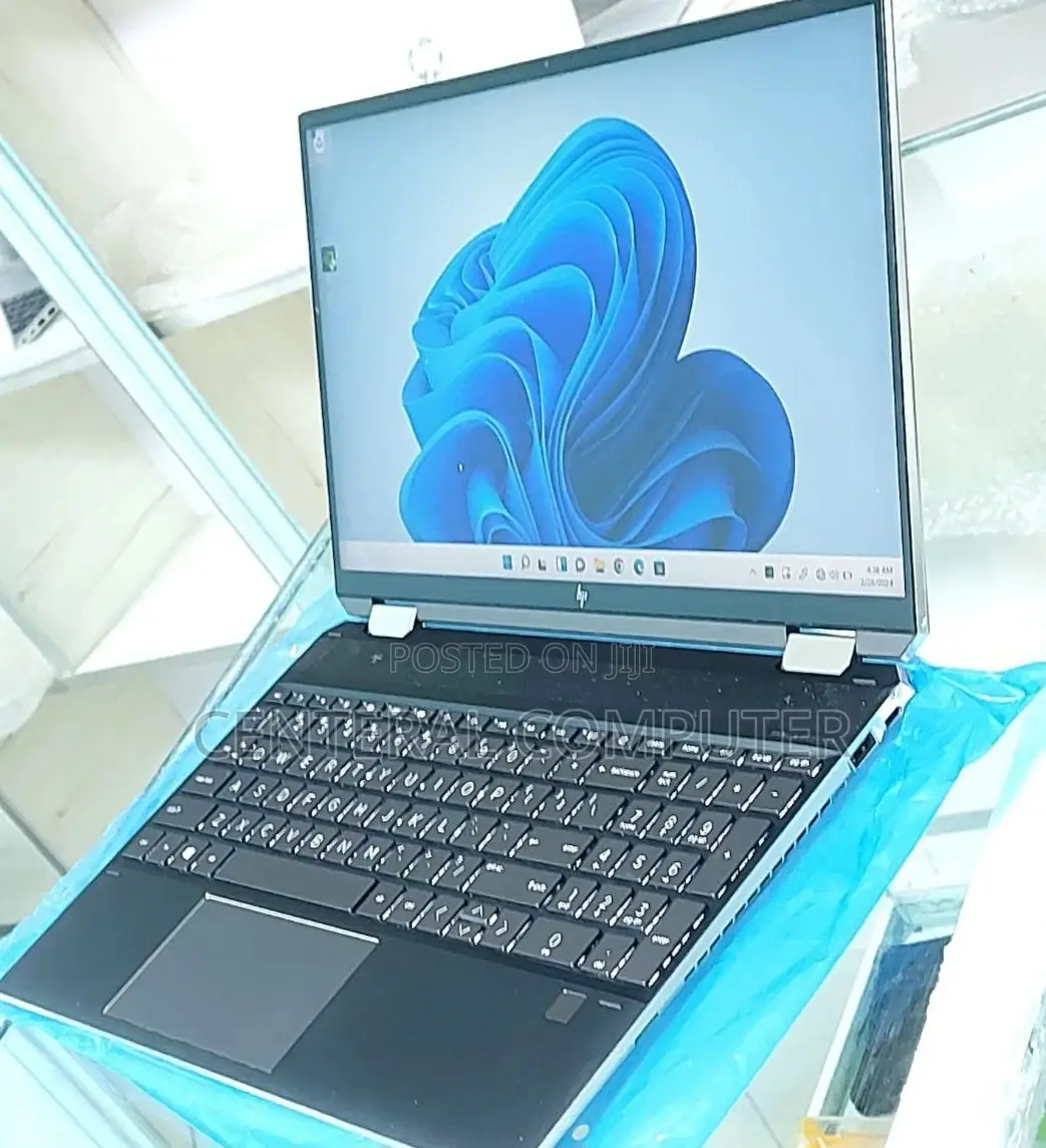 New Laptop HP Spectre 14 16GB Intel Core I7 SSD 512GB