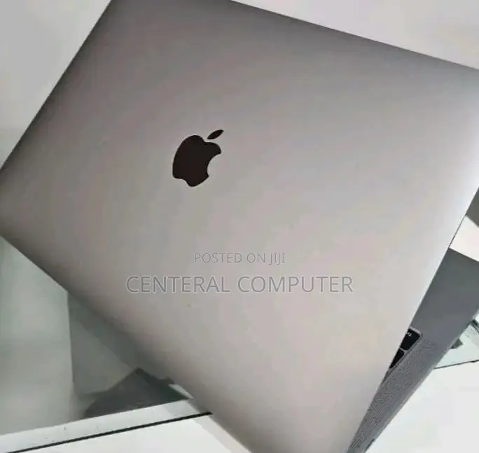 New Laptop Apple MacBook 2015 16GB Intel Core i7 SSD 512GB