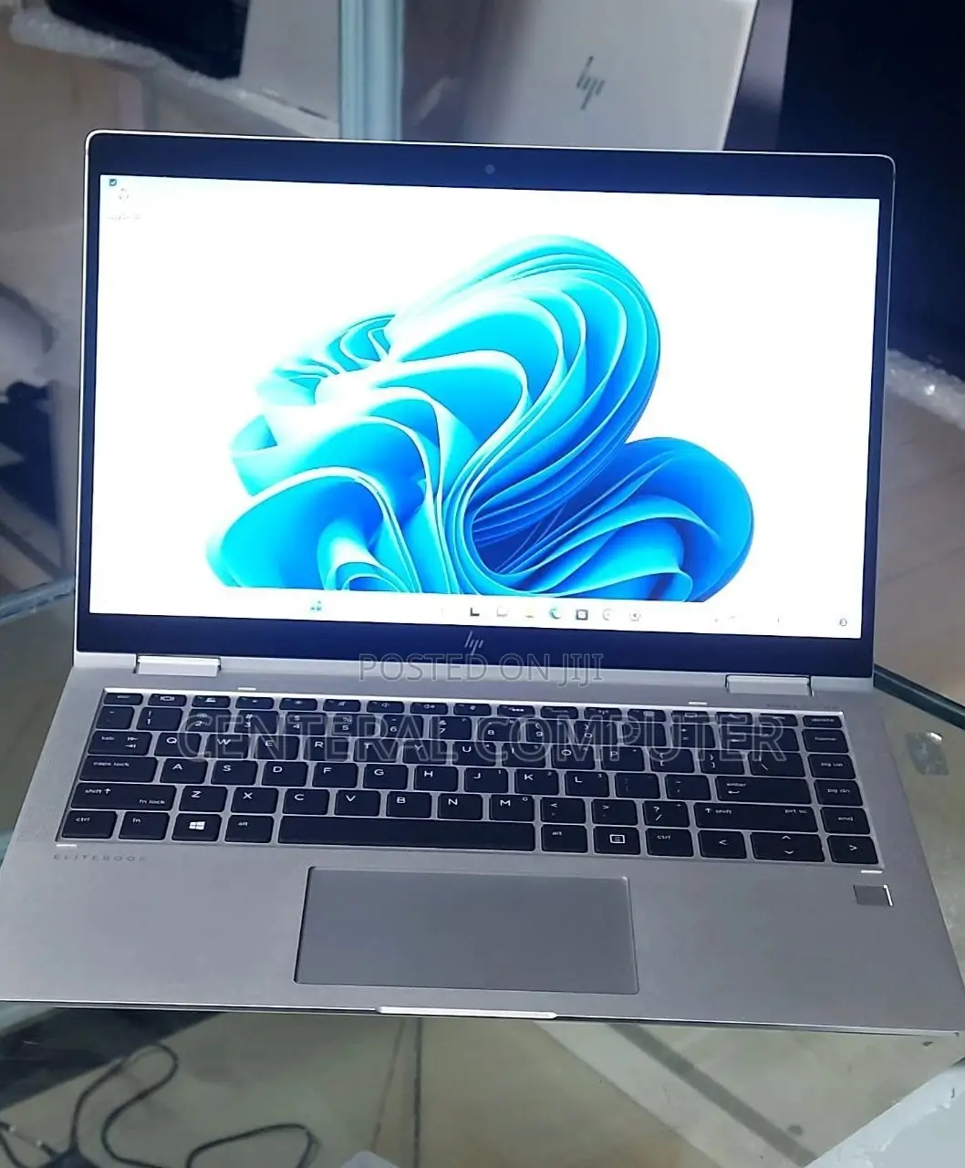 New Laptop HP Stream Notebook 8GB Intel Core I5 HDD 1T