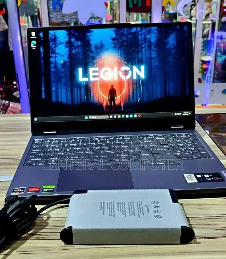 New Laptop Lenovo Legion Y540 16GB AMD Ryzen 7 SSD 512GB