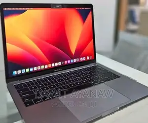 Photo - New Laptop Apple MacBook 16GB Intel Core I7 SSD 512GB