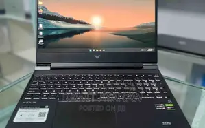 New Laptop HP 8GB AMD Ryzen 5 SSD 512GB