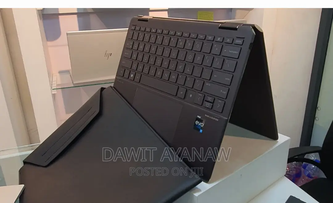 New Laptop HP 32GB Intel Core I7 SSD 1T