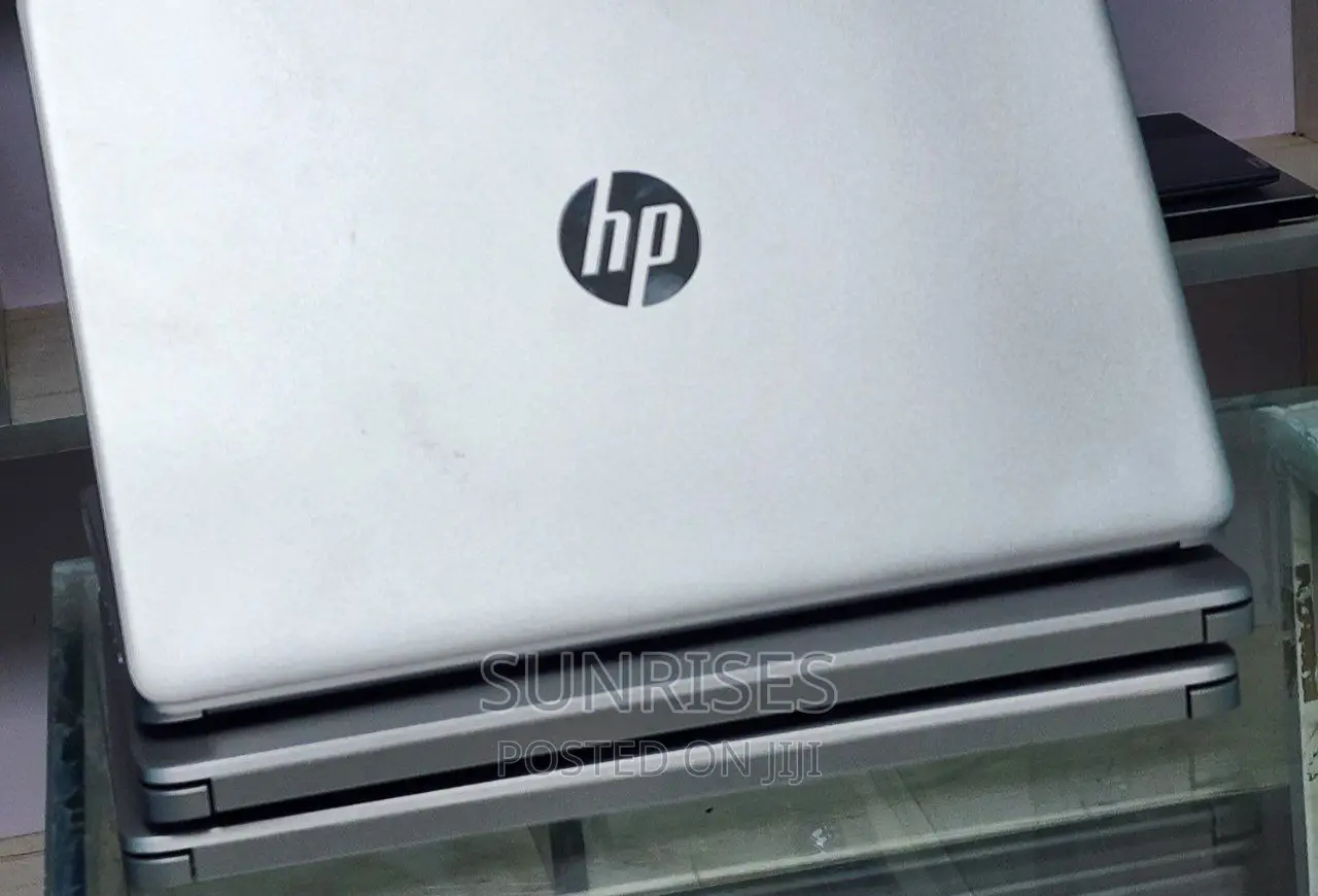 New Laptop HP Stream Notebook 8GB Intel Core I5 SSD 512GB