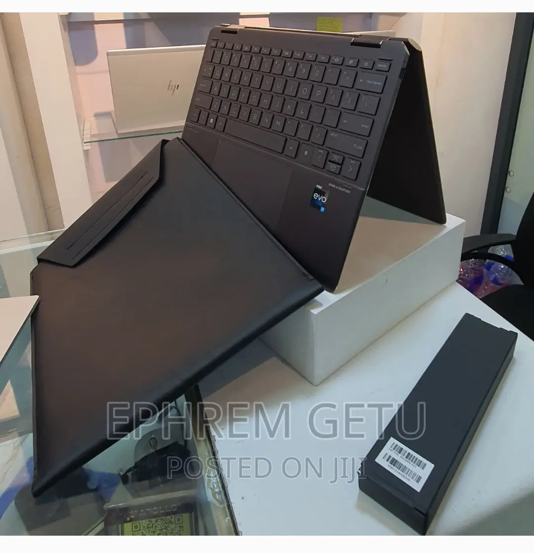 New Laptop HP Spectre X360 32GB Intel Core I7 SSD 1T