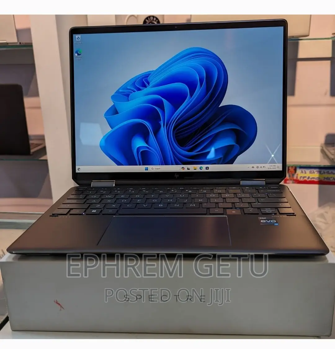 New Laptop HP Spectre X360 32GB Intel Core I7 SSD 1T