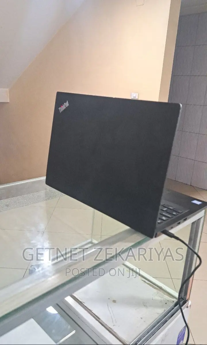 New Laptop Lenovo ThinkPad Yoga 8GB Intel Core I3 SSD 256GB