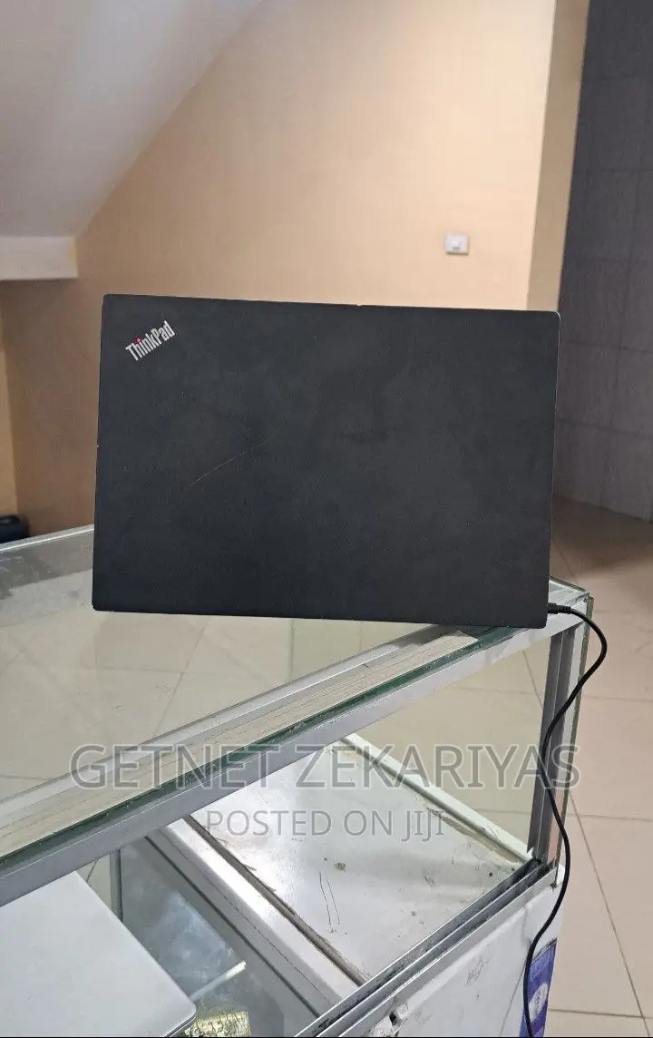 New Laptop Lenovo ThinkPad Yoga 8GB Intel Core I3 SSD 256GB