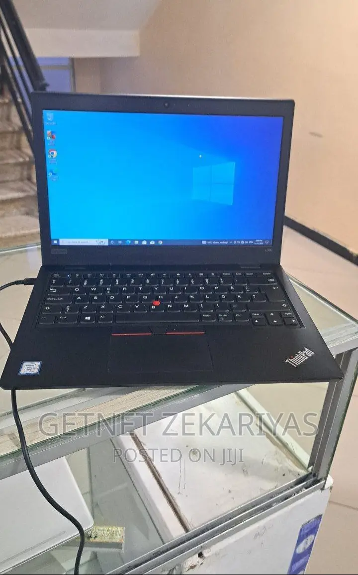 New Laptop Lenovo ThinkPad Yoga 8GB Intel Core I3 SSD 256GB